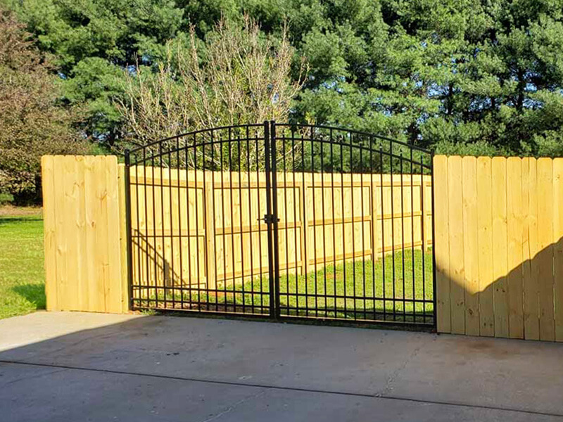 Driveway Gates Contractor in Middle Tennessee