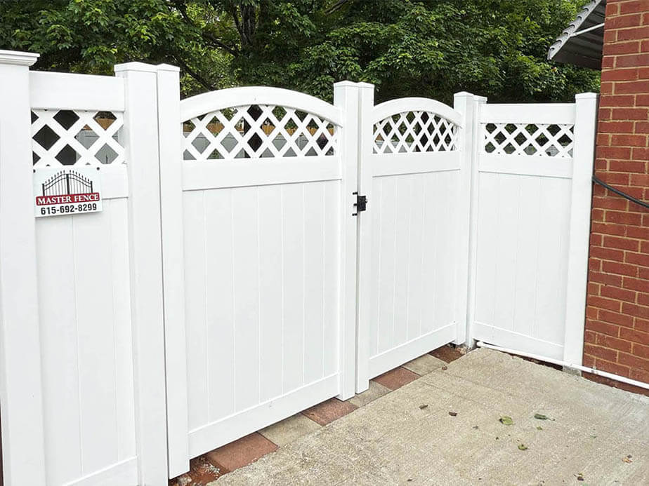 Vinyl fence in Lebanon Tennessee